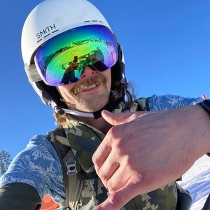 Meet your Posher, Derek